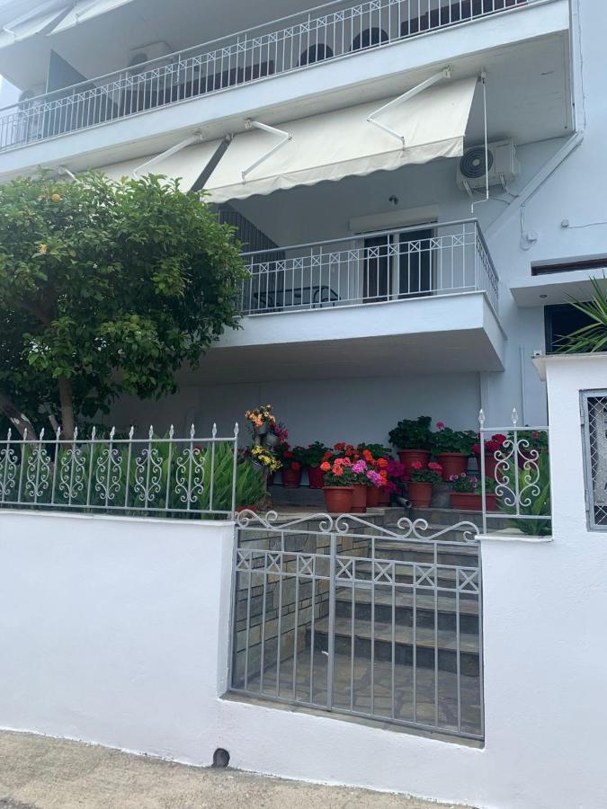 Hotel Anna House 1 Sarti Esterno foto